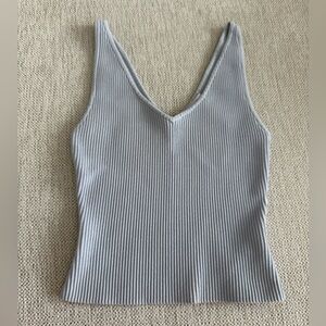 Aritzia Sculpt V Neck Tank